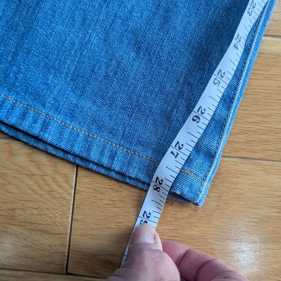 Lucky Brand Sweet N Low Size 4/27, 28" inseam, Excellent condition - Picture 4 of 11